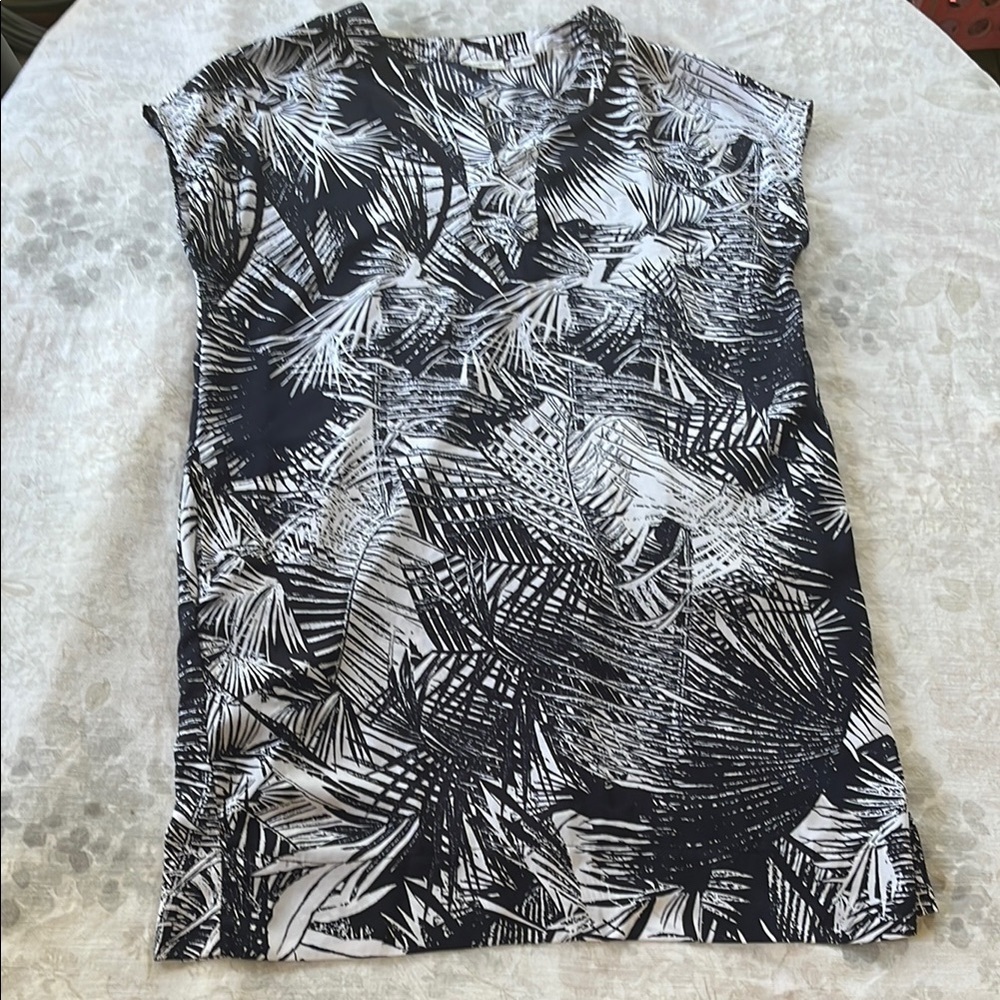 Liz Claiborne Dark Blue and White Tropical Palm Sleeveless Dress